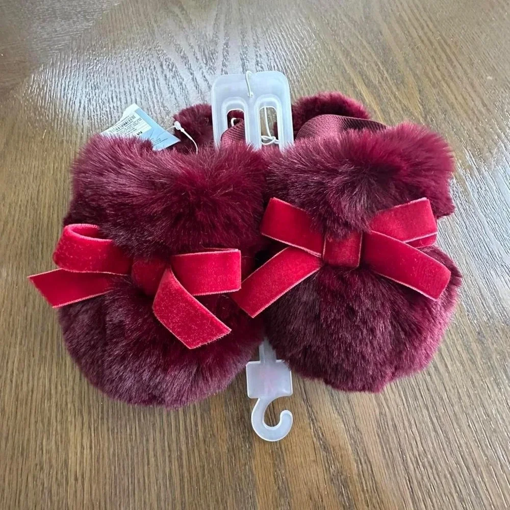 Cat & Jack Adler Burgundy Faux Fur Slippers with Velvet Bow Kids Size M 7/8 NWT